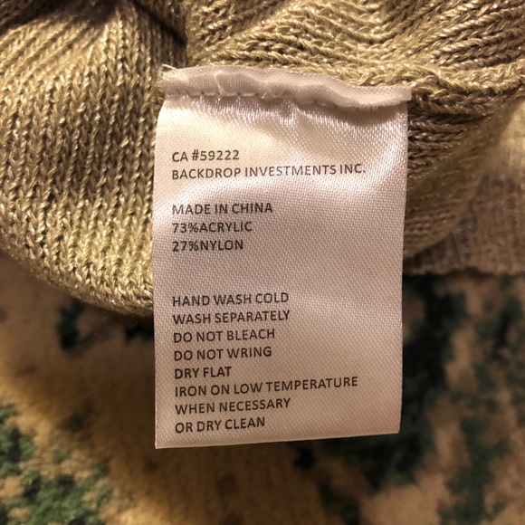 Button up - Picture 5 of 6